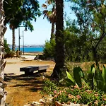 Sea Front Apartmán *