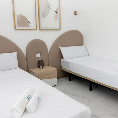 Sea Front Apartment *