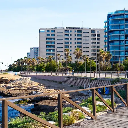 Apartment Sea Front *