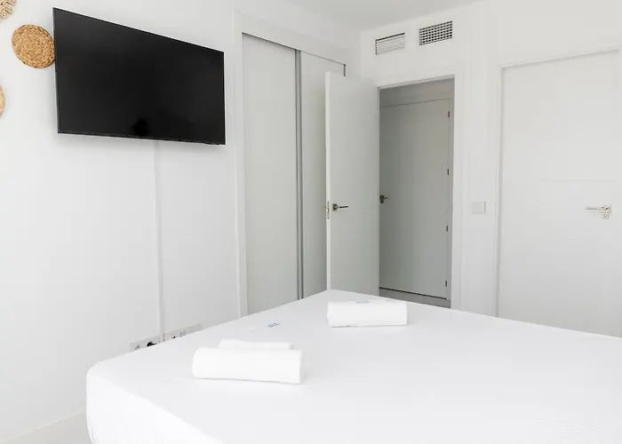 Sea Front Apartamento *