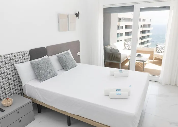 Sea Front Apartamento *