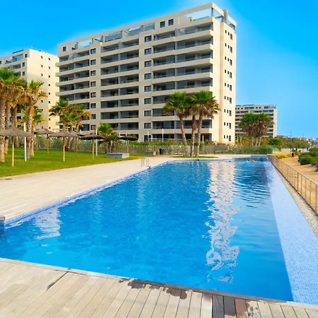 Sea Front Apartment *